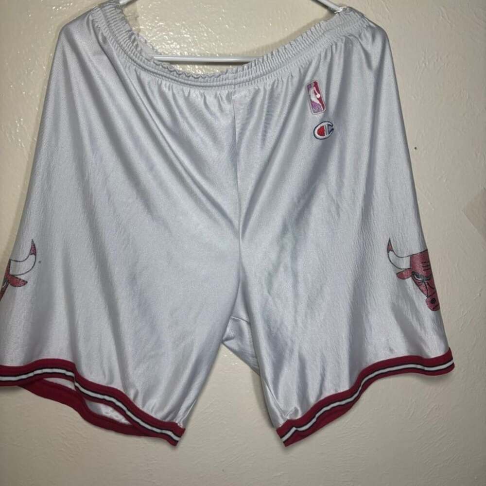 Vintage Chicago Bulls Champion White Basketball Shorts